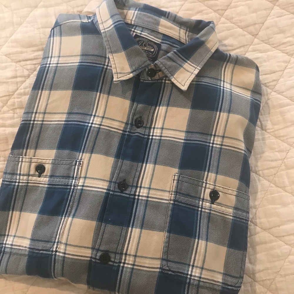 🚤J CREW Casual Button Down Shirt